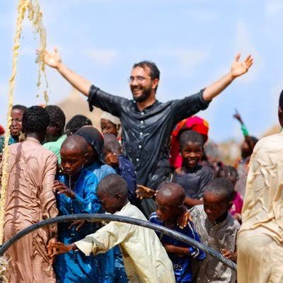 Afrika'da çekilmiş en mutlu anlardan bir fotoğraf